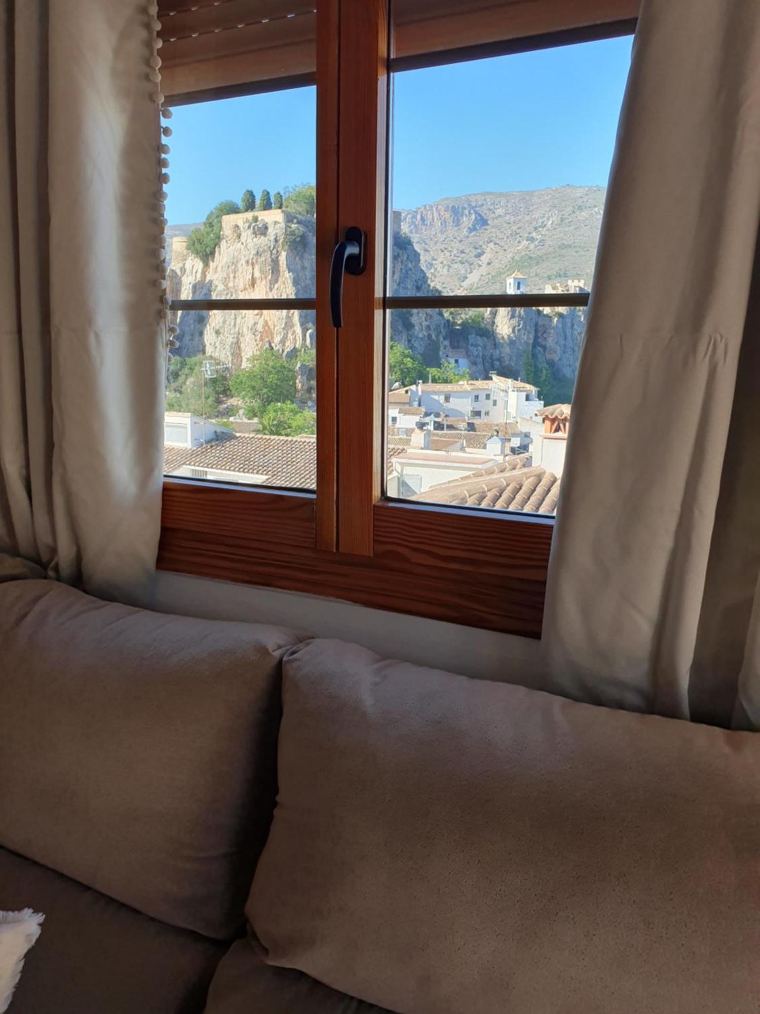 Atico Guadalest Rooftop Apartment With 360º Views And Art Bagian luar foto